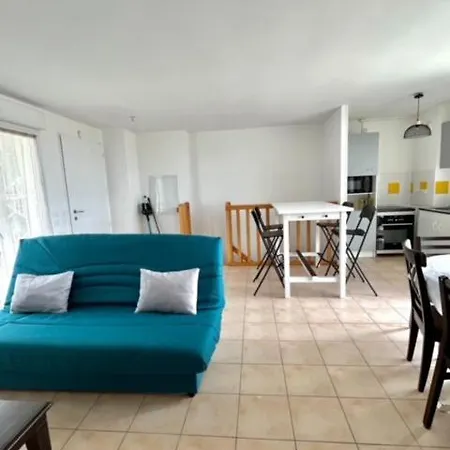 Front De L'ocean Apartment *